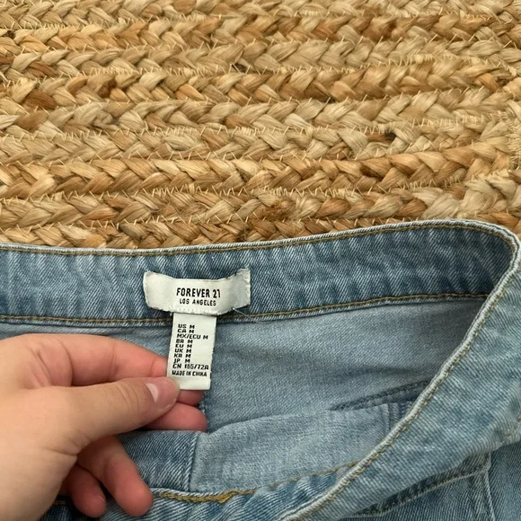 BUTTON DOWN DENIM MINI SKIRT - Picture 2 of 6